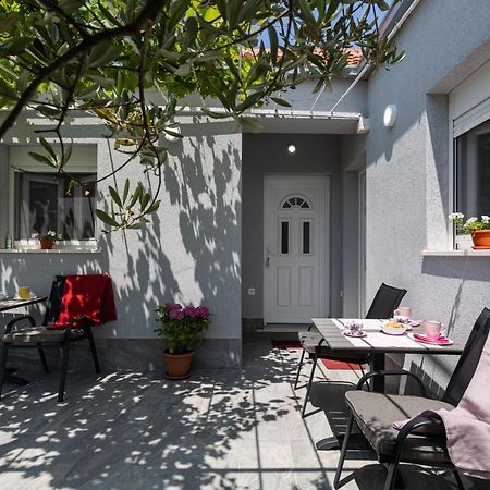 Apartments Roza Mlini Pokoj fotografie